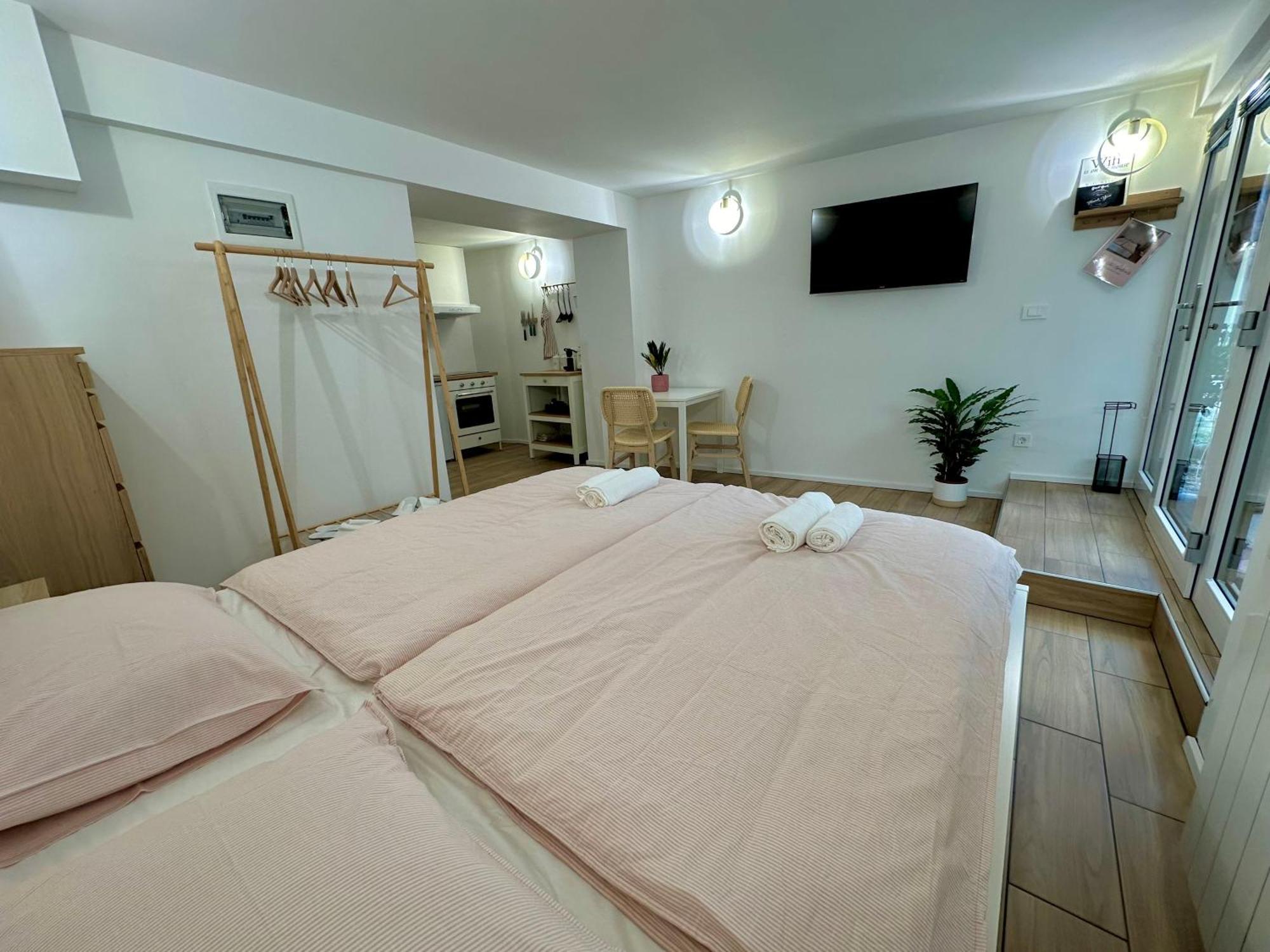 Alpine Echo Apartments Bovec Exterior photo
